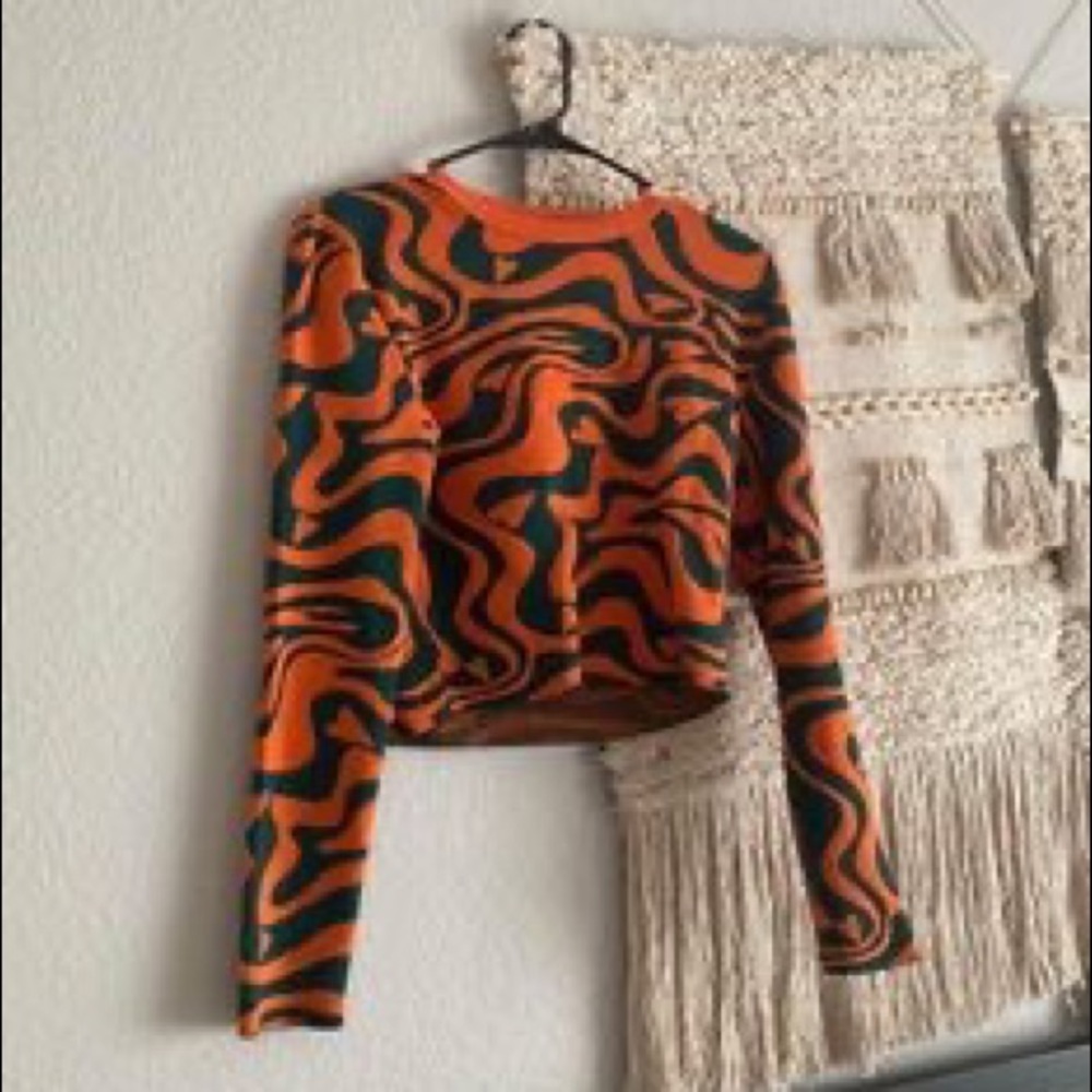 new zara sweater